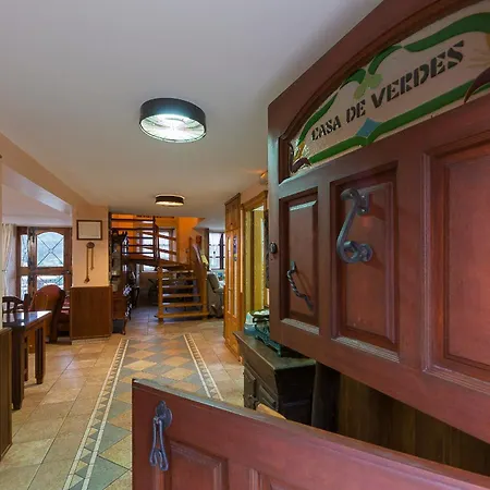 Casa De Verdes San Pelayo